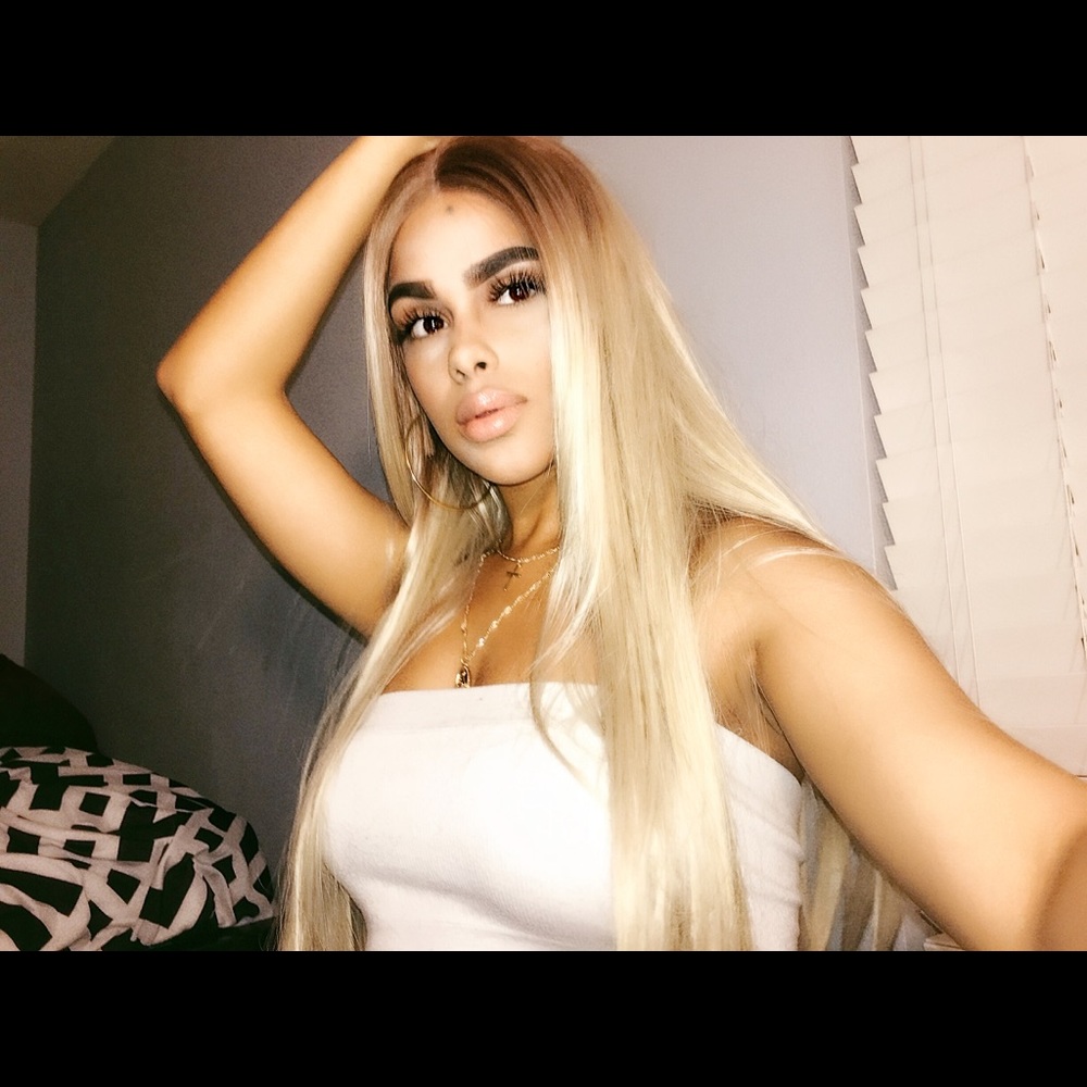 Meet your Posher, Maria